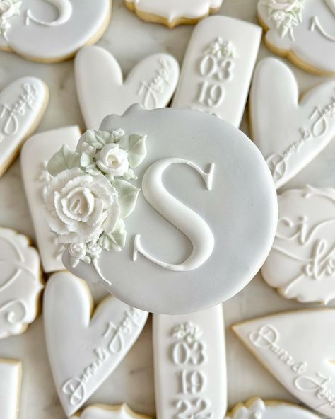 ariella 🌟 custom designed sugar cookies (@xsugaredsweet) • Instagram photos and videos Monogram Cookies, White Cookie, S Monogram, Wedding Cookies, Worth It, Cookie Decorating, Sugar Cookies, I Am Happy, So Happy