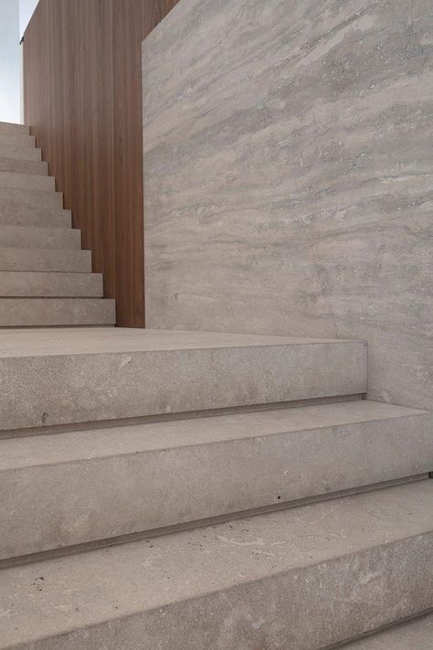 STAIRS IN PIETRA BICCI Stone Interior Stairs, Stone Stairs Interior, Travertine Stairs, Apartment Stairs, Row House Design, Staircase Design Modern, Marble Stairs, Stairs Design Interior, Stone Stairs