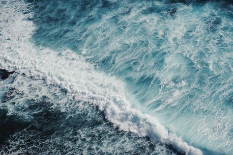 iPhone wallpaper photo – Free Ocean Image on Unsplash Laptop, Water