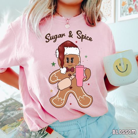 Gingerbread Outfit, Christmas Cookie Shirt, Gingerbread Shirt, Red Santa Hat, All Things Gingerbread, Trendy Belts, Cookie Shirt, Pink Water Bottle, Pink Water