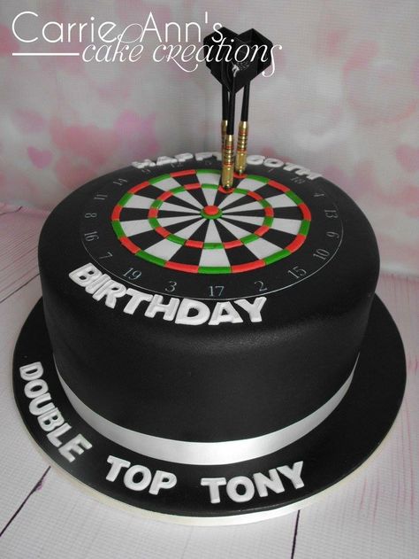 Darts Themed Birthday Cake. For more, please see the link to my page below https://www.facebook.com/Carrie-Anns-Cake-Creations-800404780047660/ You can also follow me on Instagram and Twitter, Thank You! Dart Themed Party, Dart Cake Ideas, Darts Birthday Cake, Dartboard Cake, Pool Table Cakes Birthdays, 18th Birthday Cake Jack Daniels, Sports Themed Cakes, Sport Cakes, Themed Birthday Cakes