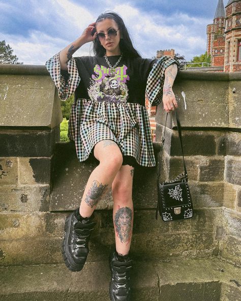 Went for a cute Sunday walk to try and feel a bit better, whoever made me this poorly from slamdunk, count your days ☠️ outfit deets 👇🏻 •Dress was gifted from my angel at @cherrybomb_collective 🥺🖤 Bag is @disturbia Shows @newrock Necklace @love.rokz 🫶🏻 Glasses @killstar (use code KYRA20 until June 5th) • • • #ghost #thebandghost #ghostband #bandmerch #smockdress #altstyle #newrocks #newrock #altfashion #alternativefashion #alternative #tattoos #disturbia Ghost Band Outfit, Punk Festival Outfit, Ghost Concert, Alternative Tattoos, Concert Ideas, Band Outfits, Wardrobe Refresh, Alt Outfits, Alt Style