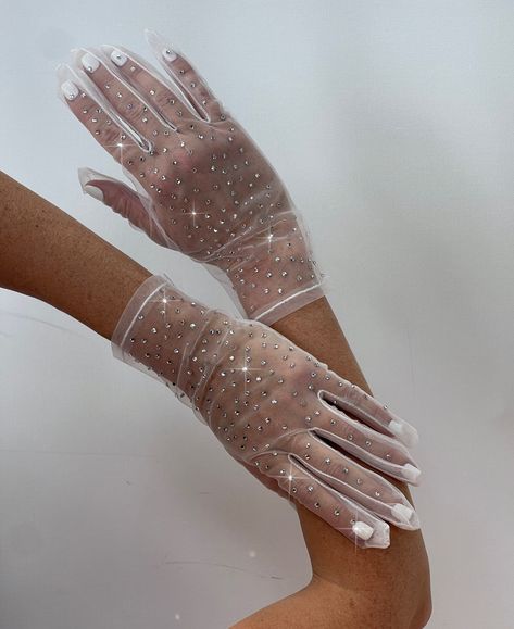 Rhinestone gloves, Lace opera gloves and White gloves medium by TWOICY on Etsy White Glove Outfit, White Gloves Aesthetic, Lace Gloves Aesthetic, Gloves For Prom, Lace Opera Gloves, Sparkly Gloves, Crystal Gloves, Aesthetic Gloves, Glitter Gloves