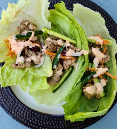 Bahn Mi Lettuce Wraps | Foodtalk Healthy Lettuce Wraps, Lettuce Wraps Healthy, Vietnamese Foods, Red Cabbage Salad, Bahn Mi, Joe Recipe, Lettuce Wrap Recipes, Farmers Cheese, Lettuce Wrap