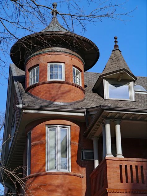 Here's What You Call Those Rounded Rooms on Older Homes | Apartment Therapy Round Rooms Architecture, Turret Addition, Octagonal Room, Castle Style Homes, Circular House, Turret Room, Round Room, Beacon House, Older Homes