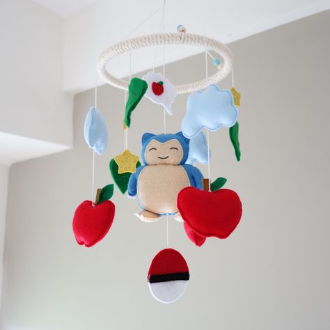 Perfect Pokemon for a baby mobile :D Anime Babyshowers, Pokemon Nursery Ideas, Pokémon Baby Room, Pokemon Baby Announcement, Anime Baby Shower Ideas, Pokemon Gender Reveal, Pokemon Nursery Theme, Pokemon Baby Shower Ideas, Angel Spawn