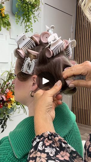 718K views · 11K reactions | Must Have Hot Rollers! | Who doesn't love a good Hot Rollers look!😍🥰 #hotrollers #hairgoals2023 #hairstyletutorial #hairgoalsachieved #voluminoushair #bouncycurls #bighair... | By Calista by Maria McCool | Facebook Short Hair Hot Rollers, Hot Rollers Medium Hair, How To Use Hot Rollers For Medium Hair, Heated Curlers Hot Rollers, Hot Rollers For Medium Hair, Best Hot Rollers For Long Hair, Hot Rollers Tutorial, Using Hot Rollers On Medium Hair, Hot Roller Styles