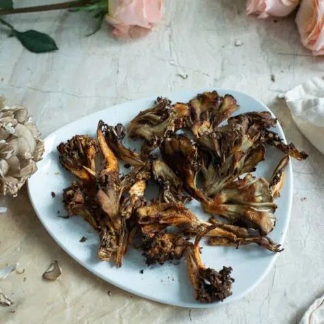 Roasted Hen of the Woods - Wild Vegan Flower Hen Of The Woods Recipe, Roasted Hen, Hen Of The Woods, Salad Toppings, Dinner This Week, Oven Roast, Mushroom Recipes, Vegan Paleo, Food Print