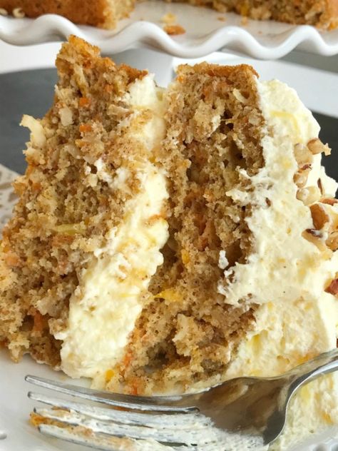 Tropical Carrot Cake Recipe, Cake Mix Carrot Cake Recipe, Layered Carrot Cake, Pineapple Pudding, Pig Pickin, Pudding Frosting, Cake With Pineapple, Carrot Cake With Pineapple, Cake Carrot