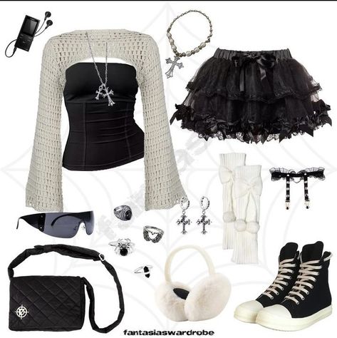 Redisgn Clothes, Outfit Idea Board, Kawaii Black Outfits, Polyvore Outfits Grunge, Dark Mermaidcore Outfit, Y2k Date Outfit, Y2k Dark Outfits, Goth Outfit Board, P E Outfit