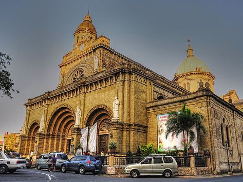 Manila Cathedral in Manila, Philippines | Sygic Travel Manila Cathedral, Philippine Architecture, Tagaytay, Cathedral Church, Walled City, Manila Philippines, Roman Catholic Church, Blessed Virgin Mary, Modern City