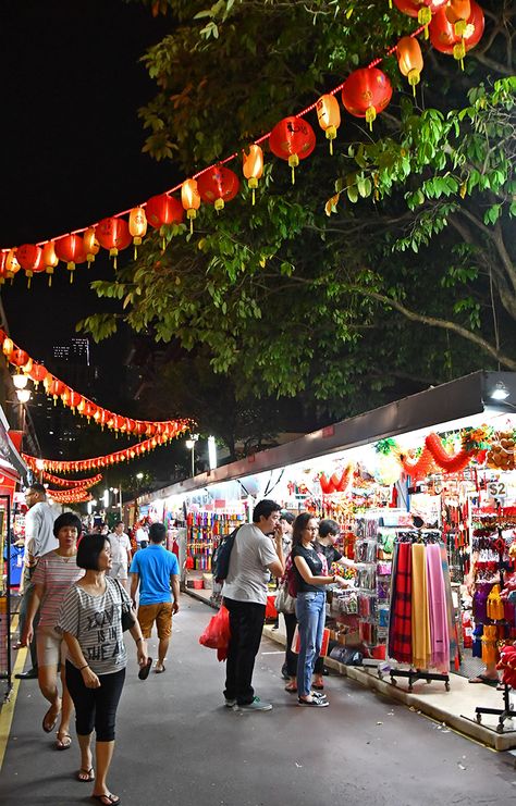 Night Market at Sago Street, Chinatown, Singapore. Singapore Market, Singapore Street, Chinatown Singapore, Modern Restaurant Design, Singapore Photos, Thailand Adventure, Dream Things, Modern Restaurant, Chiang Mai Thailand