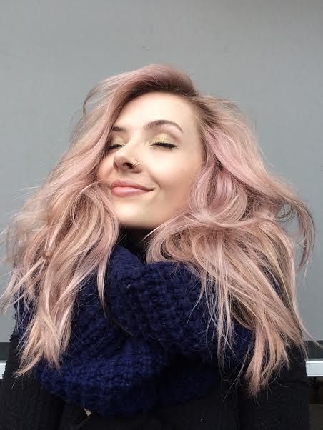 Candy-colored pastel pink hair is a perfect match for long, loose mermaid waves. (Image courtesy Aveda Institute student Morgan. Formula in comments. Blonde Ideas, Pastel Pink Hair Color, Root Shadow, Pink Blonde Hair, Silver Blonde Hair, Pastel Pink Hair, Dye Hair, Dye Ideas, Hair Color Pastel