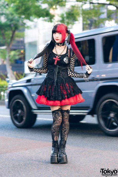 Gothic Harajuku Street Styles w/ Two-Tone Hair, Corset Belt, HellcatPunks Skirt, Vixxsin, GLAVIL by tutuHA, Restyle & Platform Boots Asian Goth, Black Fishnet Top, Mode Harajuku, Harajuku Street Style, Two Tone Hair, Gothic Harajuku, Harajuku Street, Goth Women, Corset Belt