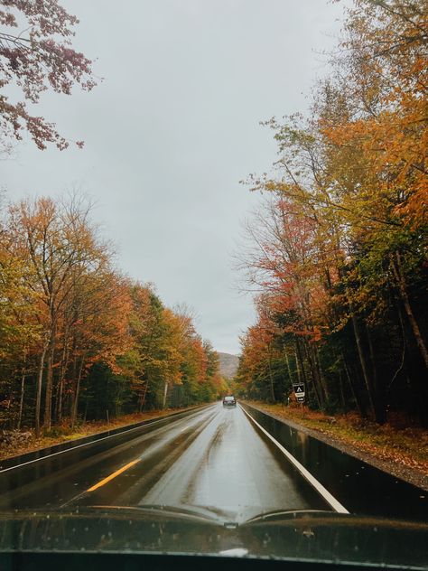 Kangamangas Highway, NH. White Mountains, NH. New England Fall destination. Fall foliage. New England Fall Aesthetic, Northeast Fall Aesthetic, Autumn Aesthetic New England, Fall Aesthetic Vermont, Northeast Fall Foliage Road Trip, Connecticut Aesthetic, New England Fall Foliage Drives, New England Aesthetic, Kancamagus Highway