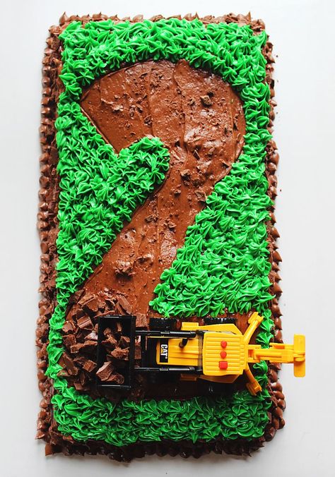 Construction Cake Tractor Birthday Cake, Tractor Birthday Cakes, Tractor Cake, 13 Birthday Cake, Tractor Party, Cake Frosting Recipe, 4 Birthday, Tractor Birthday, Construction Birthday Parties