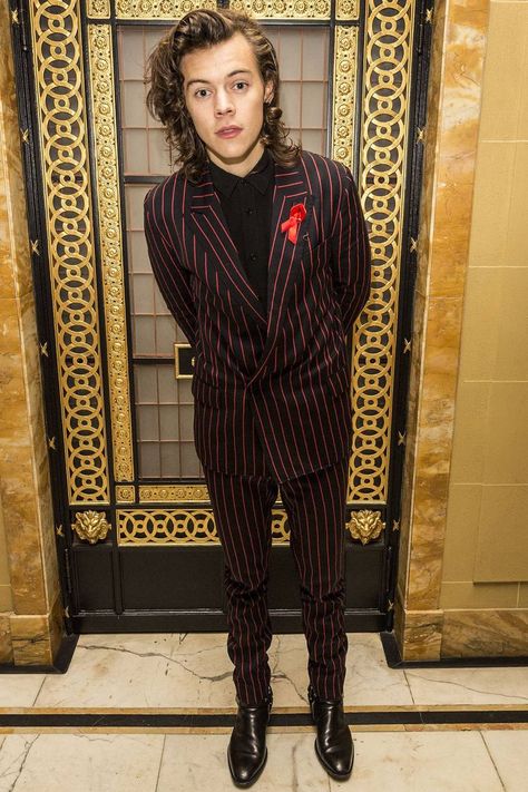 Prince Hair, Vertical Striped Dress, A Man In A Suit, Hip Problems, Man In A Suit, Black Leather Chelsea Boots, Red Shirt Dress, Best Dressed Man, British Fashion Awards