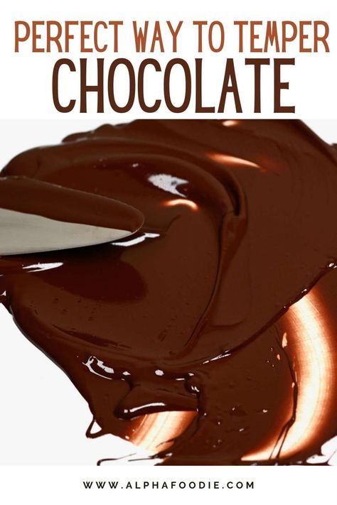 Homemade Milk Chocolate, Tempered Chocolate, Temper Chocolate, Chocolate Tempering, Homemade Chocolate Bars, How To Temper Chocolate, Marble Cake Recipes, Dipped Cookies, Baking Basics