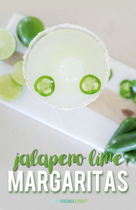 Jalapeno Lime Margarita Recipe via Life On Virginia Street Sugar Free Margarita, Lime Margarita Recipe, Margarita Cupcakes, Life On Virginia Street, Jalapeno Margarita, Keto Cocktails, Lime Margarita, Spicy Margarita, Keto Drink