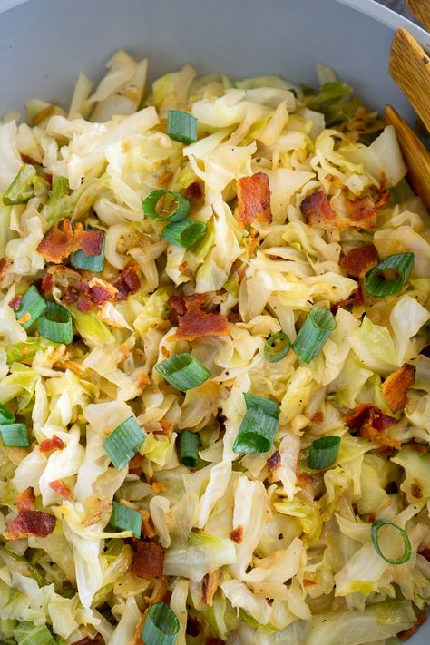 Cabbage and Bacon Stir Fry - a low carb side dish or low carb dinner that is so easy to make with just a few ingredients. Cabbage is super healthy and great for low carb side dishes. Bacon adds lots of flavor to this stir fry. If you're never had sauteed cabbage, give it a try! If you're looking for new cabbage recipes, keto side dishes or low carb side dishes, give this a try! Easy Vegetable Dishes, Fried Cabbage Recipes, Southern Fried Cabbage, Savory Bacon, Malt Vinegar, Fried Chicken Strips, Bacon Fried Cabbage, Easy Vegetable Side Dishes, Sauteed Cabbage