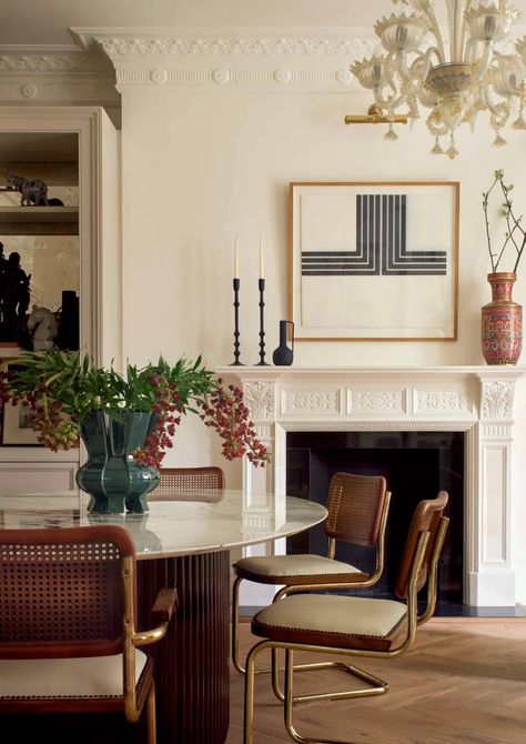 Una Splendida Casa Regency a Marylebone. Marylebone House by Anahita Rigby Interior Designer. | Cool Chic Style Fashion Anahita Rigby, Petite Bedside Table, Marcel Breuer Chair, Red Floor Lamp, Regency House, Winter Bedroom, Main Bedroom, Architectural Elements, My New Room