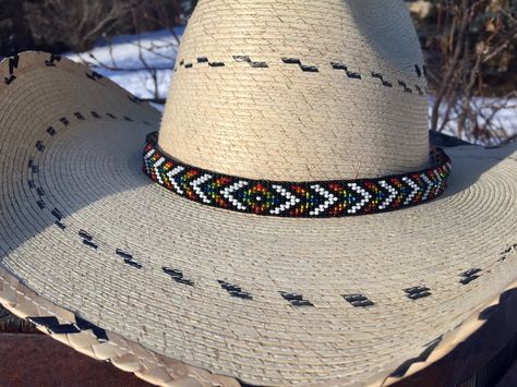 Beaded Cowboy Hat, Cowboy Hat Band, Native American Quilt, Cowboy Hat Bands, Beaded Hat Bands, Black Cowboy Hat, Band Ideas, Hat Bands, Painted Hats