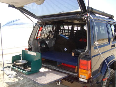 Jeep Conversion, Modificaciones Jeep Xj, Jeep Zj, Jeep Xj Mods, Jeep Camping, Jeep Mods, Duramax Diesel, Old Jeep, Cargo Net