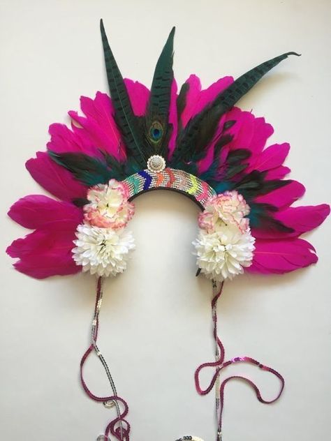 Headress Ideas Diy, Fucshia Pink, Festival Headpiece, Festival Headband, Feather Headpiece, Pink Head, Carnival Festival, Festival Hat, Head Dress