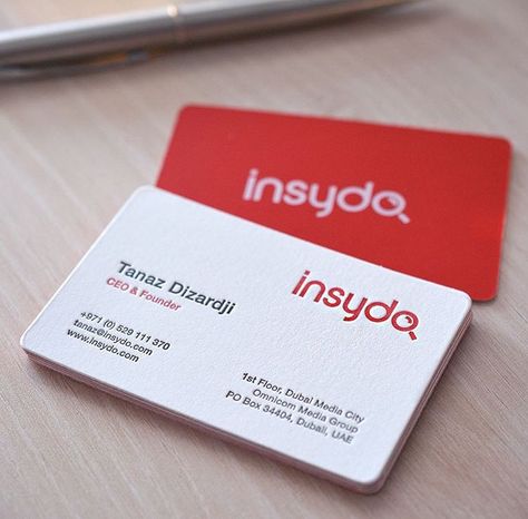 Corporate Signage, Business Card Design Minimal, Chic Business Card, Examples Of Business Cards, Business Cards Layout, Logo Design Inspiration Creative, Graphic Design Business Card, Name Card Design, Business Card Design Inspiration