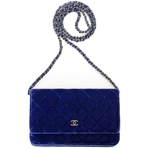 Chanel Electric Blue Velvet Classic Quilted Wallet On Chain (WOC) (9.615 BRL) ❤ liked on Polyvore featuring bags, chanel, royal blue bag, velvet bag, shoulder bag, chanel shoulder bag and velvet shoulder bag Royal Blue Bag, Png Clothes, Expensive Bag, Quilted Wallet, Chanel Shoulder Bag, Vintage Shoulder Bag, Wallet On Chain, Velvet Bag, Work Bag