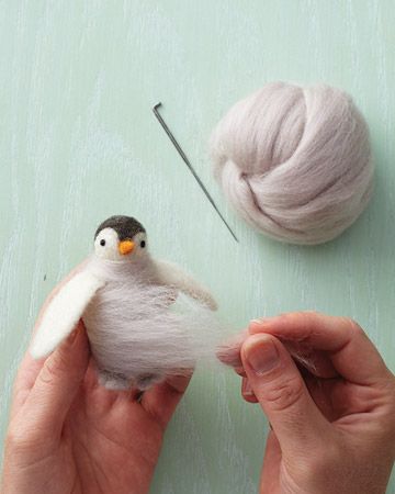 How to Make a Needle-Felted Penguin Felt Penguin, Needle Felting Diy, Martha Stewart Crafts, Needle Felting Tutorials, Needle Felting Projects, Wool Projects, Felt Birds, Felting Tutorials, Wool Crafts