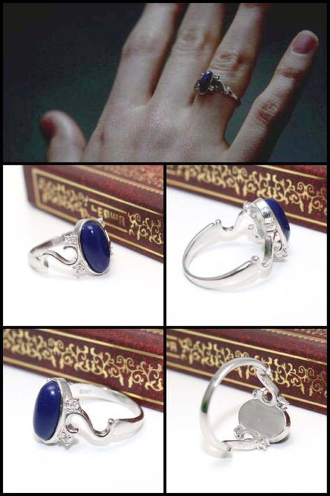 This replica of Elena's daylight ring. Tvd Merch, Vampire Diaries Jewelry, The Vampire Diaries Elena, Daylight Ring, Vampire Diaries Elena, Vampire Diaries Outfits, White Gold Engagement Rings Vintage, Fandom Jewelry, Moissanite Engagement Ring White Gold