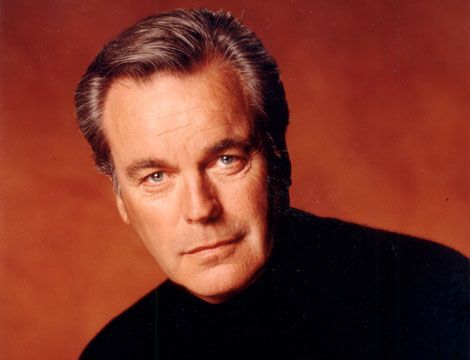 Robert Wagner...I saw him in 1998 at St. John's Hospital in Santa Monica. I was getting blood drawn and he walked up to the registration window. He is very tall and he was wearing a sweater tied around his neck like he did in Hart to Hart. Katie Wagner, Black Narcissus, The Fountainhead, International Man Of Mystery, Hart To Hart, Mystery Photos, Tippi Hedren, Robert Wagner, Kim Novak