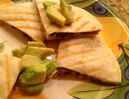 Super-easy summertime recipe: Black Bean Quesadillas! Rangemate Recipes, Mate Recipes, Qvc Recipes, Bean Quesadilla, Black Bean Quesadilla, Multi Cooker Recipes, Microwave Cooker, Microwave Grill, Summertime Recipes