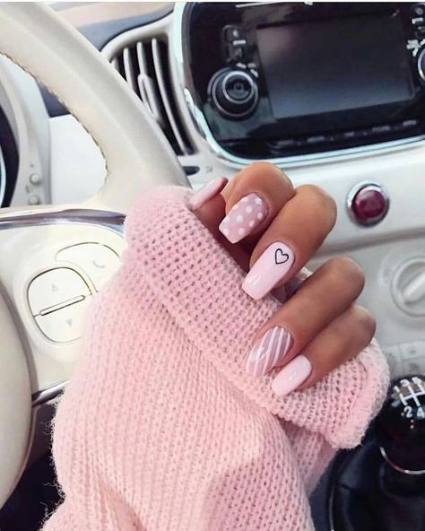 Nailart Pink, Plaid Nail Designs, Snow Nails, Heart Leopard, Valentines Day Nails, December Nails, February Nails, Plaid Nails, Winter Nails Acrylic