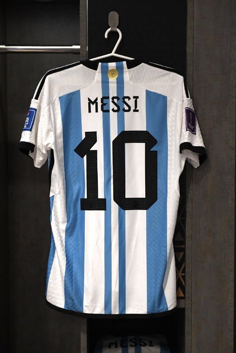 Messi Shirt, Messi T Shirt, Diy Fashion Photography, Fcb Barcelona, Football Jersey Outfit, Messi Argentina, Soccer Outfits, Messi 10, Jersey Outfit