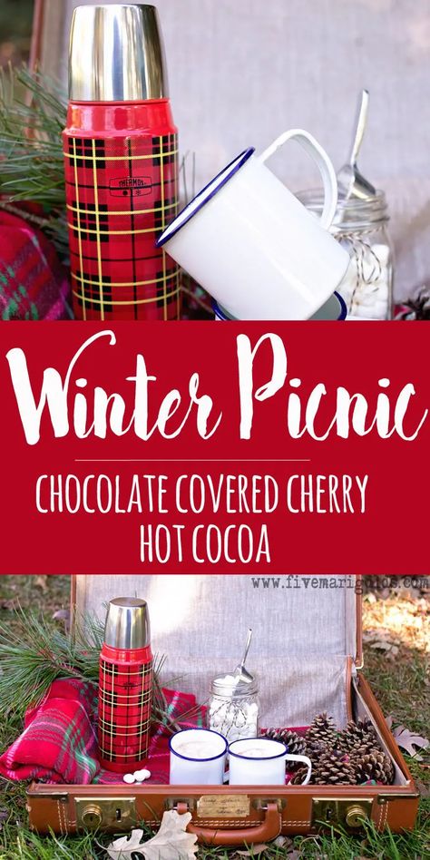 Winter Camping Food, Cherry Hot Chocolate, Xmass Inspiration, Glamping Christmas, Christmas Picnic, Chocolate Covered Cherry, Winter Picnic, Hot Cocoa Recipe, Cocoa Recipes