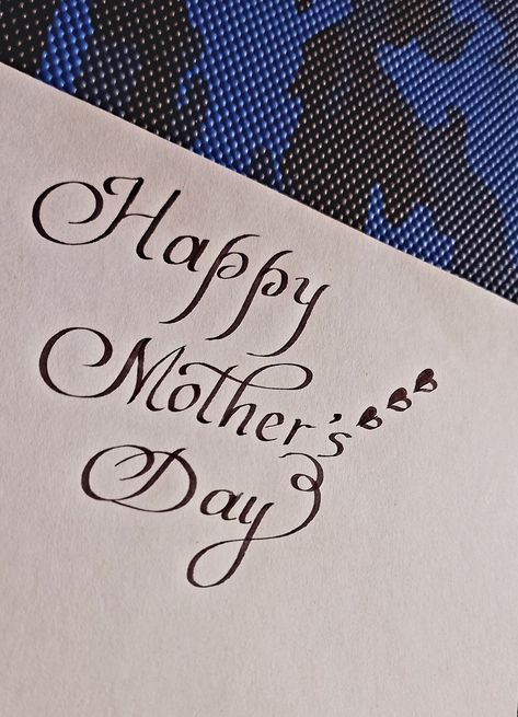 In this video you can learn how to write in Calligraphy style and celebrate mother's ❤ day with your mom 👩 Mom In Calligraphy, Handwriting Improvement, Modern Calligraphy Alphabet, Lettering Drawing, Calligraphy Cards, Krishna Flute, Calligraphy For Beginners, Hand Lettering Drawing, How To Write Calligraphy