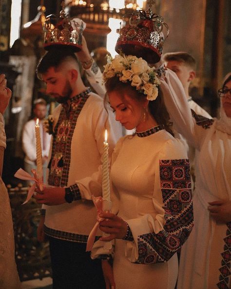 Romanian Wedding, Christian Wedding Dress, Russian Wedding, Orthodox Wedding, Russian Orthodox, Orthodox Christianity, Christian Wedding, Wedding Themes, Doberman