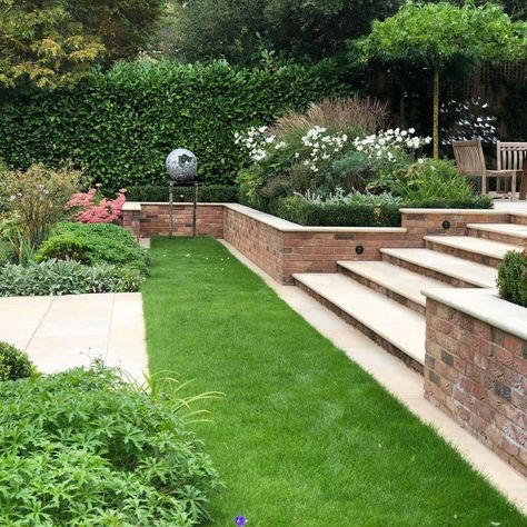 London Stone on Instagram: “😍 This stunning scheme comes from Amanda Broughton Garden Design & Armstrong Landscapes. 🤩 Featuring our Beige Smooth Sandstone Paving…” Brick Steps Garden, Steep Garden Ideas, 2 Level Garden Ideas, Steps In Garden, Garden Steps On A Slope, Garden Steps Ideas, Landscaping Steps, Retaining Wall Garden, Yard Steps