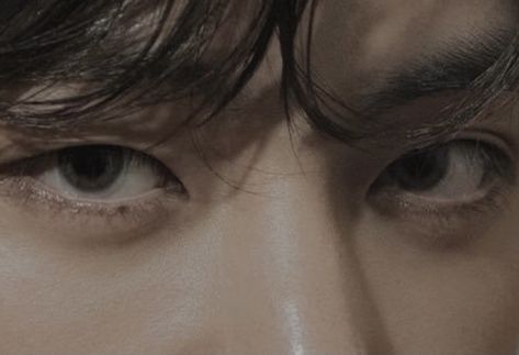 فنسنت فان جوخ, Bts Eyes, Boy And Girl Best Friends, Aesthetic Eyes, Kim Taehyung Wallpaper, Bts Korea, Eye Drawing, Foto Bts, Bts Photo