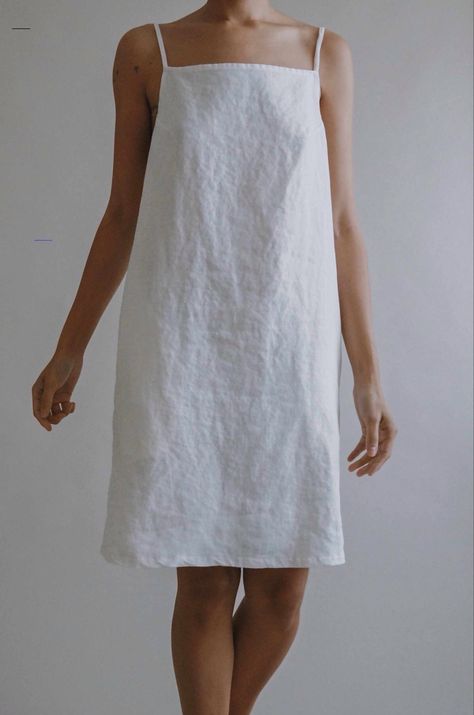 Linen Cover Up Beach, Minimal Sewing Pattern, Linen Dress Pattern, Linen Pattern, Diy Vetement, Linen Fashion, Mode Boho, Camisole Dress, Stil Inspiration