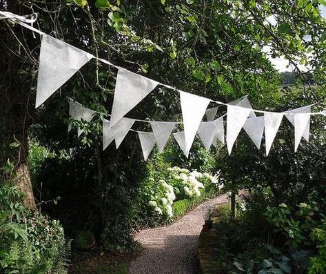 10 TIPS FOR A ZERO-WASTE EVENT – The Pale Blue Dot Vintage Garden Ideas, White Bunting, English Country Gardens, Wedding Items, Eco Friendly Decor, On The Ocean, Tea Party Garden, Sustainable Garden, Outdoor Retreat