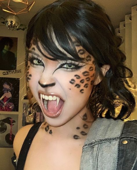 Makeup Horor, Raccoon Makeup, Cheetah Makeup, Leopard Makeup, Makeup Cantik, Funky Makeup, Cute Halloween Makeup, Horror Makeup, Cool Makeup Looks