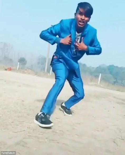 watch latest collection of funny desi boys videos on funnytube. In this video boy is dancing in such a funny bollywood style that you will not be able to stop laughing after watching this video. funny desi boys dance video, funny whatsapp status video, funny whatsapp video download.   Funny Dance Videos, Funny Videos Funny Dance Videos, Video Boy, Boys Dance, Funny Whatsapp Status, Funny Dancing Gif, Funny Dance, Night Video, Boy Gif, Dance Humor