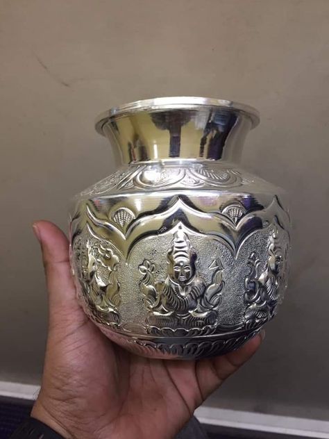 Silver Chembu Design, Black Dessert, Puja Items, Silver Articles, Silver Jewellry, Ancient Drawings, Mirror Work Blouse Design, Pooja Items, Silver Lamp