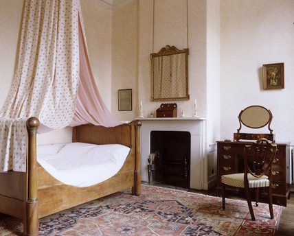 Regency era bedroom 20s Interior Design, Hanbury Hall, Regency Bedroom, Bedroom Furnishings, Night Stands, Regency Era, Dream Apartment, National Trust, Headboards