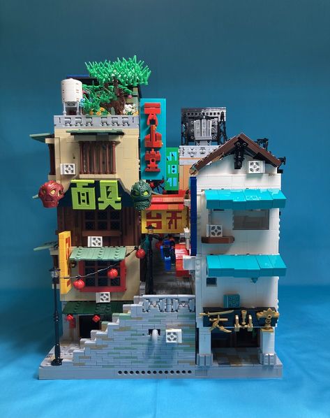 Bloxburg Towns, Lego Japanese, Minecraft Cyberpunk, Lego Sci Fi, Lego Cyberpunk, Lego Ninjago City, Cat Colony, Underground Living, Ninjago City