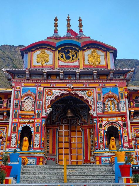 Badrinath Temple Painting, Badrinath Temple Wallpaper, Prem Mandir Vrindavan Hd, Vedic Architecture, Badrinath Temple, Gate Images, Styrofoam Art, Temple India, Ganesh Art Paintings