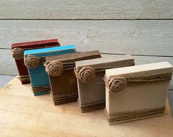 Farmhouse Picture Frames, Diy Vinyl Projects, Farmhouse Pictures, Wood Photo Prints, Porch Wreath, Wood Block Crafts, Clothes Pin Wreath, Rustic Picture Frames, Rustic Pictures